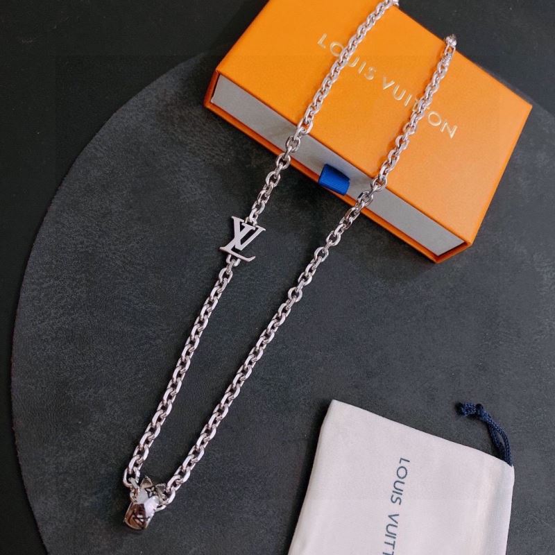 Louis Vuitton Necklaces - Click Image to Close